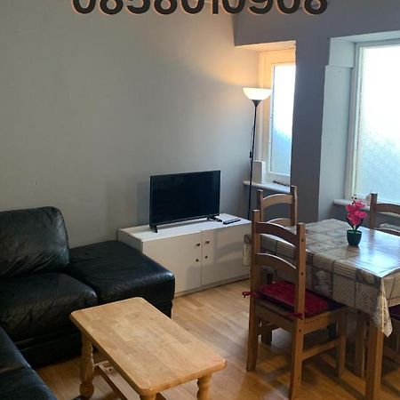 גלוואיי Cheap Budget Accommodation מראה חיצוני תמונה