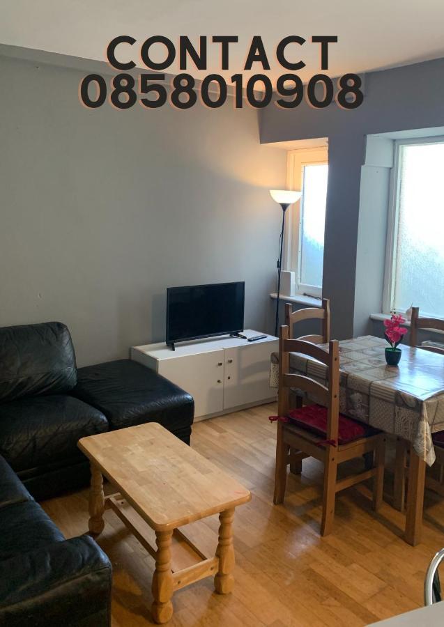 גלוואיי Cheap Budget Accommodation מראה חיצוני תמונה