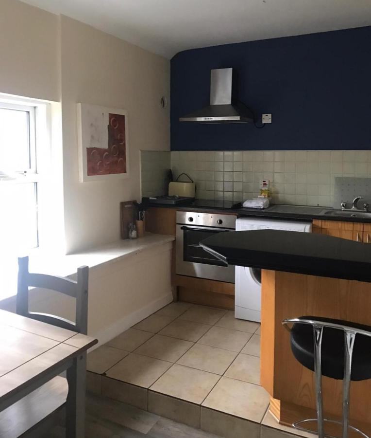 גלוואיי Cheap Budget Accommodation מראה חיצוני תמונה